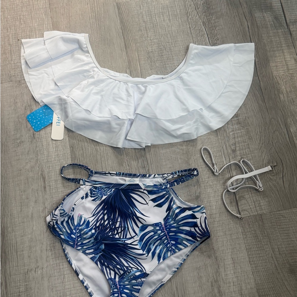 White Off-Shoulder Bikini Set - Picture 6 of 13
